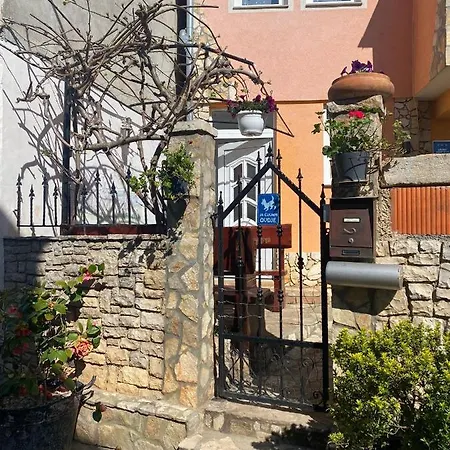 Apartment Elsa Galizana